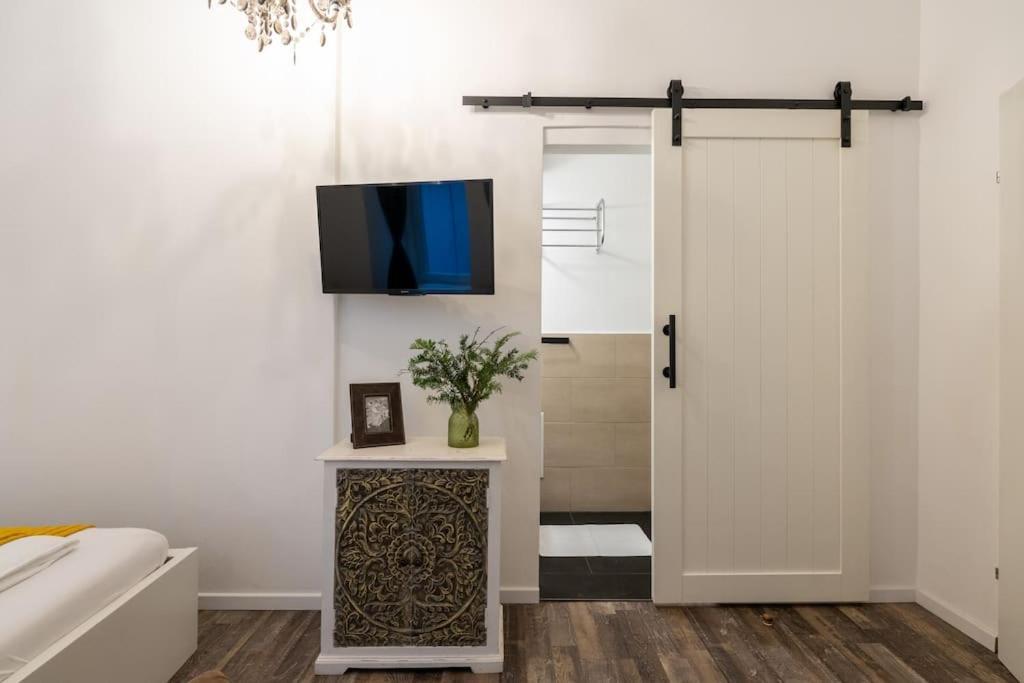 Practical 1Br Flat By Center By Hm Daire Viyana Dış mekan fotoğraf