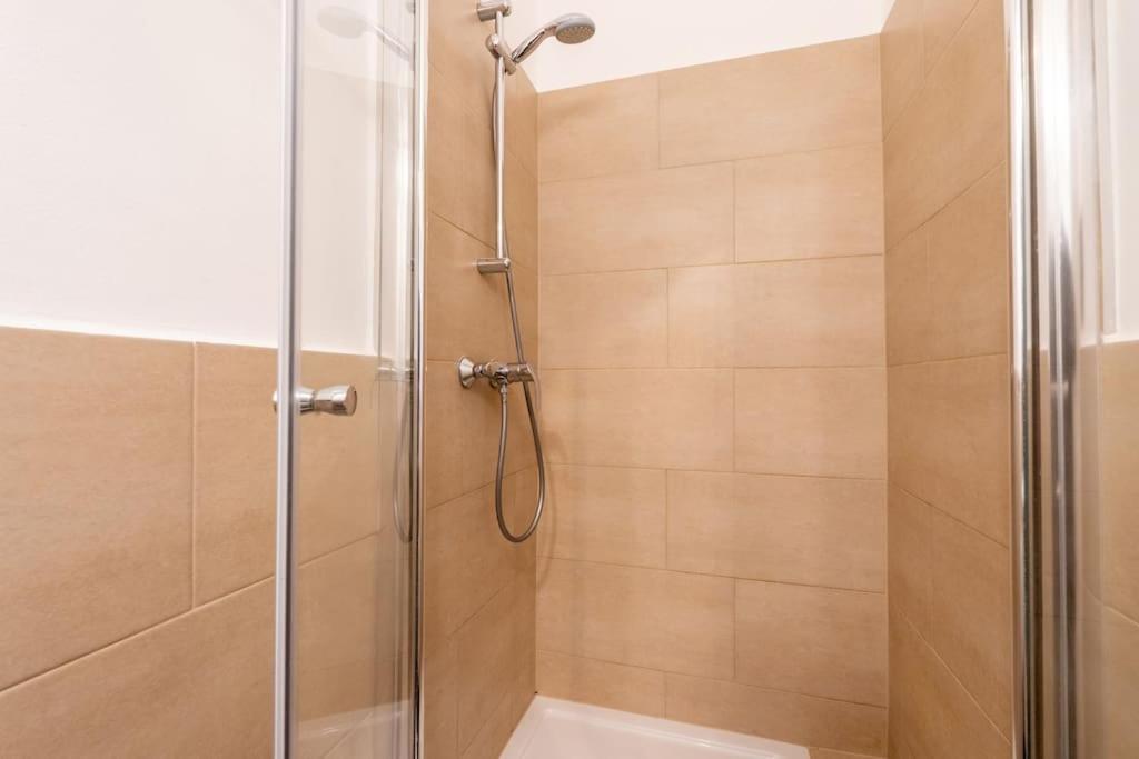 Practical 1Br Flat By Center By Hm Daire Viyana Dış mekan fotoğraf